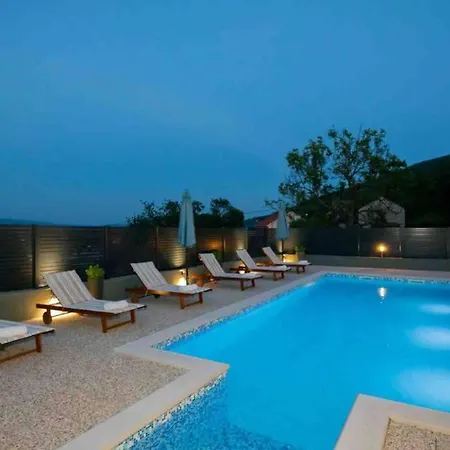 Villa Hope *