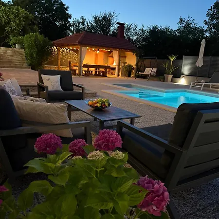Hope Villa