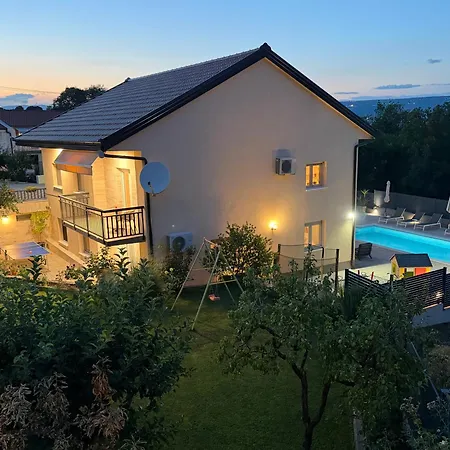 Vila Hope Zmijavci